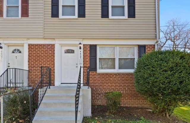 4605 AKRON Street photos photos