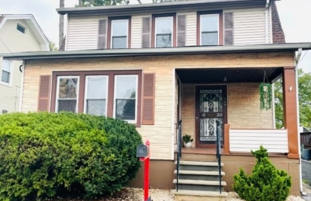 718 Chestnut St - 718 Chestnut Street, Roselle, NJ 07203