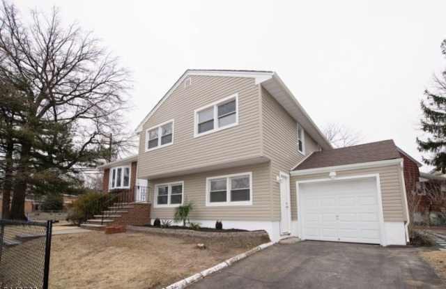 475-479 Union Ave photos photos