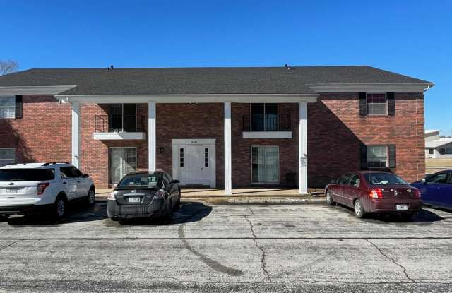 2027, 2037 S River St photos photos 2027, 2037 S River St photos photos