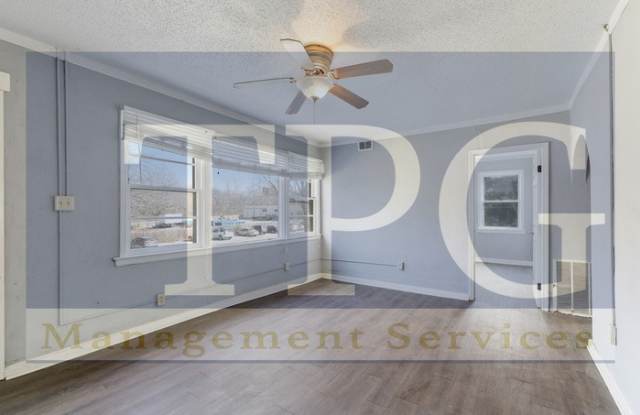 5928 Arlington Avenue Gallery 3