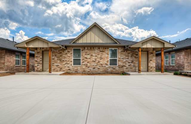 Brand-New 3-Bed Duplex in OKC – Move-In Ready Gallery 1