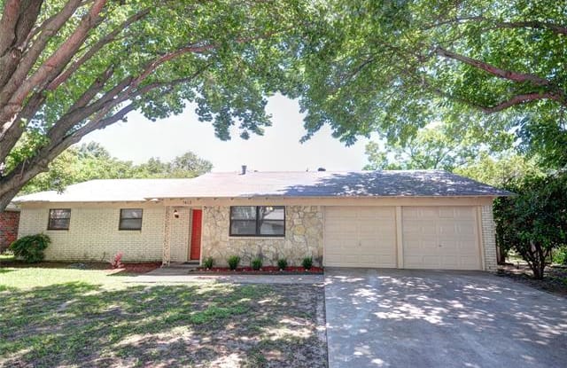 7412 Deaver Drive - 7412 Deaver Drive, North Richland Hills, TX 76180