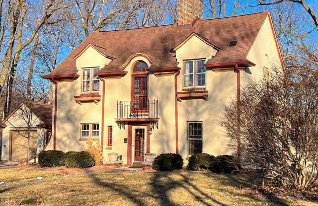 Large 3 Bedroom Home! photos photos Large 3 Bedroom Home! photos photos
