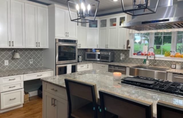 212 Oakwood Dr - 212 Oakwood Drive, Bridgewater, VA 22812