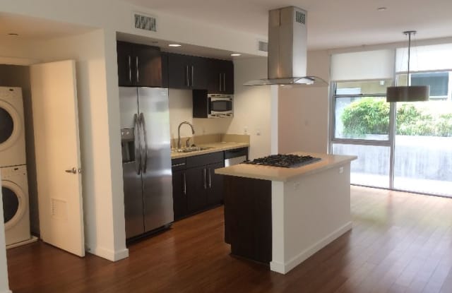 4547 Eagle Rock Blvd - 4547 N Eagle Rock Blvd, Los Angeles, CA 90041
