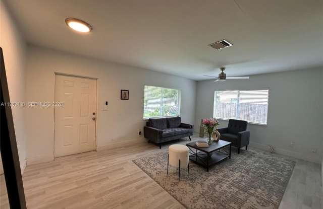 1200 Northwest 3rd Avenue photos photos
