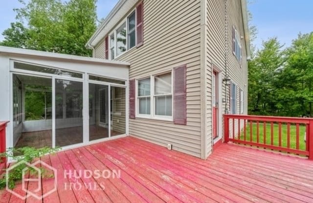 10 West Avenue - 10 West Avenue, Worcester County, MA 01562