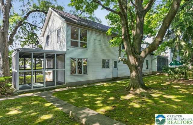 1226 Trexlertown Road Gallery 2