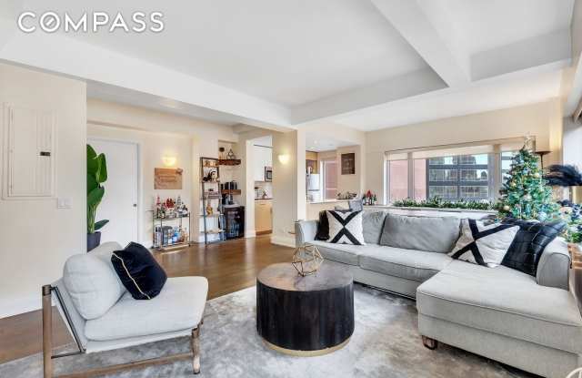 211 East 51st Street - 211 East 51st Street, New York City, NY 10022