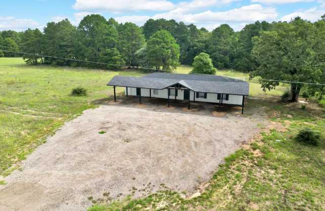 19470 US Highway 69 N - 19470 U.S. Highway 69 North, Smith County, TX 75771 19470 US Highway 69 N - 19470 U.S. Highway 69 North, Smith County, TX 75771