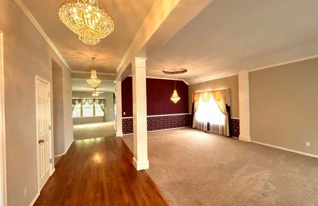 Gorgeous custom home in Southern Pointe IV with inground pool! Gallery 3