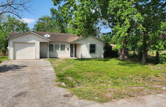 7637 Springdale - 7637 Springdale Street, Houston, TX 77028
