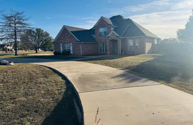 20 NW Havenshire Cir - AVAILABLE NOW! photos photos