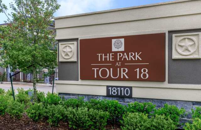 Park at Tour 18 photos photos Park at Tour 18 photos photos