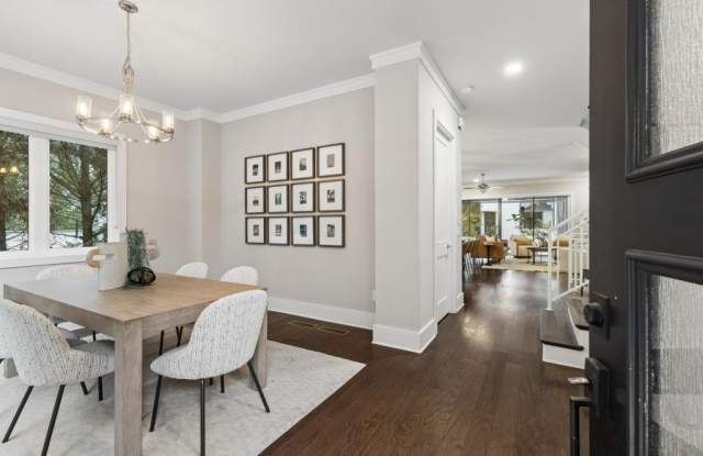 2974 Hermance Drive NE Gallery 2