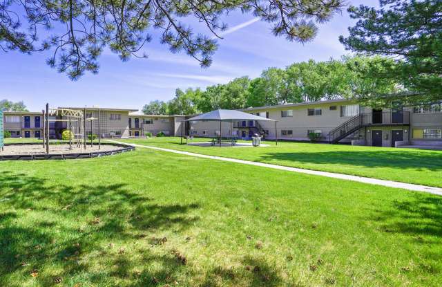 Jordanaire Apartments Gallery 3