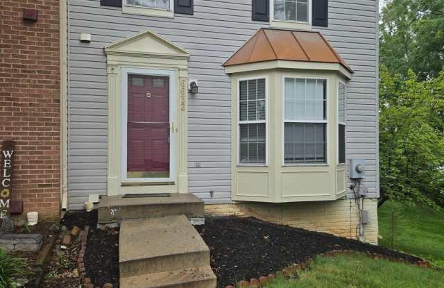6632 GRANVILLE Court Gallery 1
