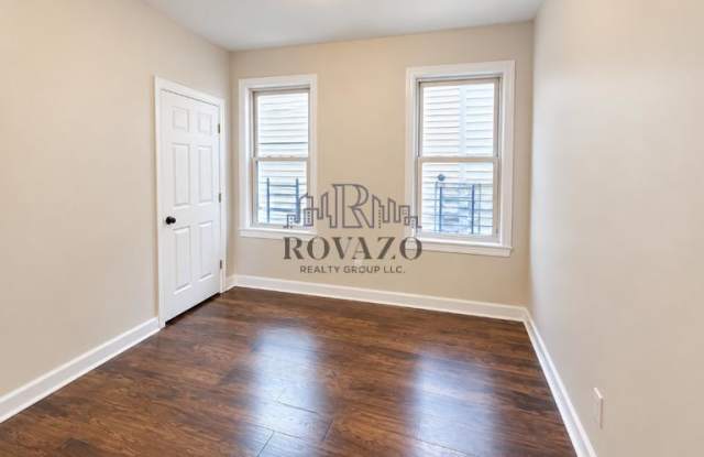449 Avon Avenue Gallery 3