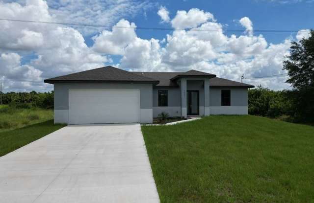 1051 Eisenhower Boulevard photos photos