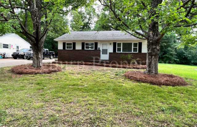 1102 Oak Grove Rd-3BR/1BA-Ardmore Manor HOUSE!!! photos photos