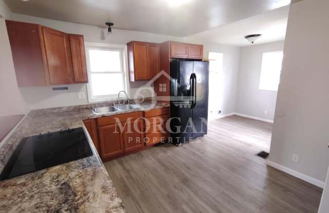 2926 GEORGE Gallery 3