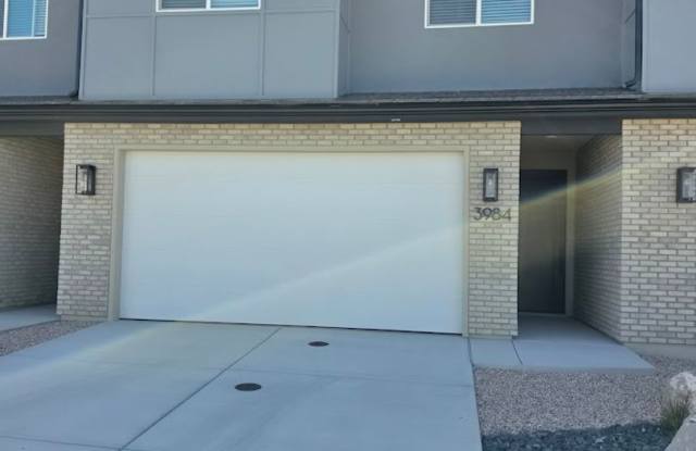 Brand New Modern Three Bedroom photos photos