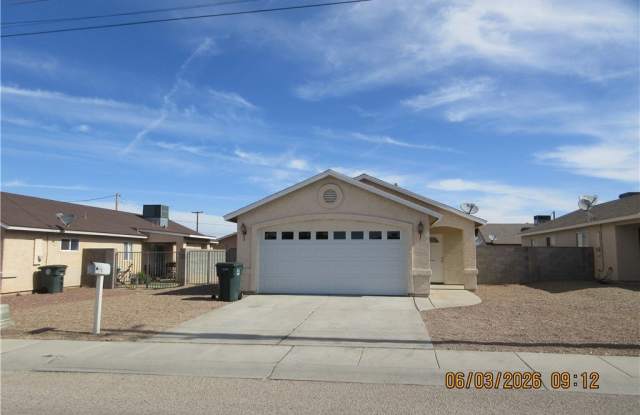 2807 Louise Avenue - 2807 Louise Avenue, Kingman, AZ 86401