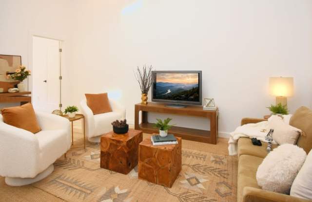 56 Grist Mill Road - 1 Gallery 4