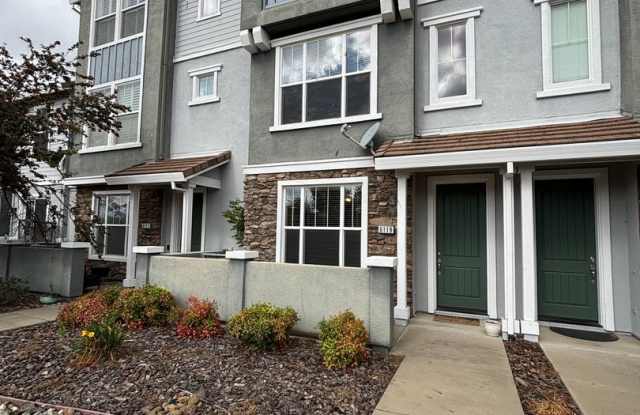 Beautiful Condominium Across From Great Public Park photos photos