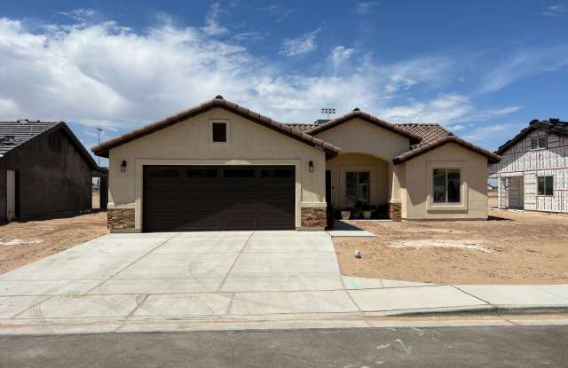 3 Bedroom Split Floor Plan with 2 bathrooms photos photos