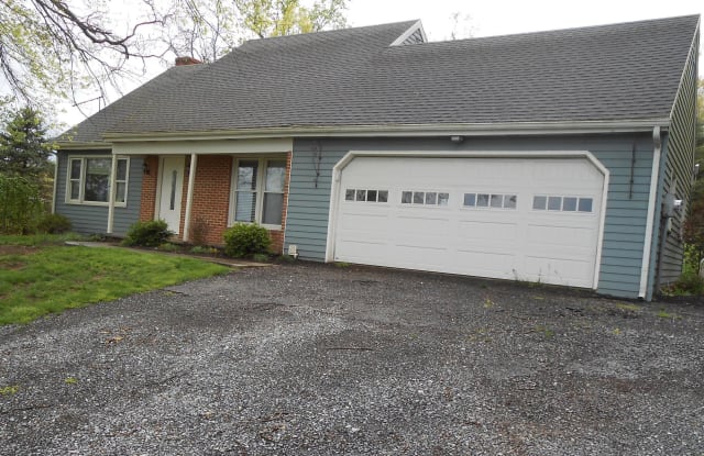 1156 MOUNTAIN ROAD - 1156 Mountain Road, Lancaster County, PA 17545