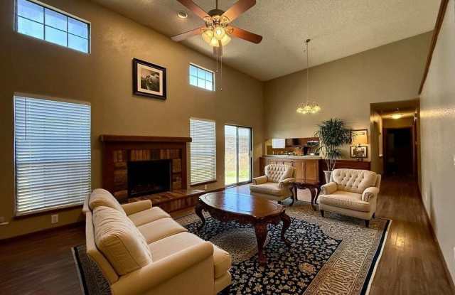 Updated home located in NW OKC photos photos