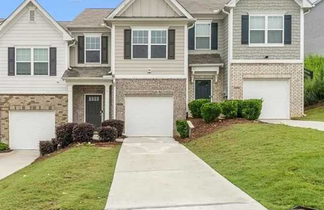 5668 Union Pointe Drive - Available Aug 1! 3 BD 2.5 BTH and Lawncare Included! Close to Hwys 29, 92 and easy Access to I85. photos photos