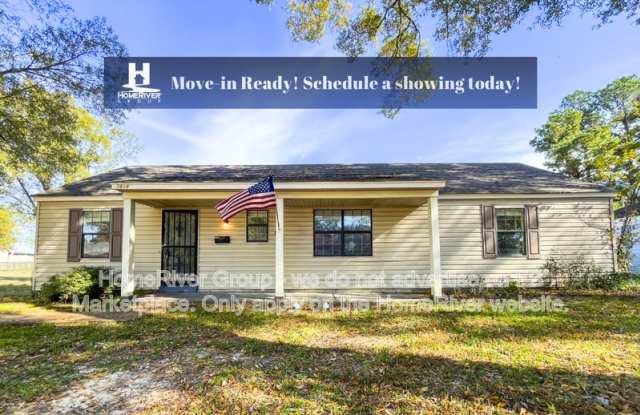 7818 Navy Cir W - 7818 West Navy Circle, Millington, TN 38053