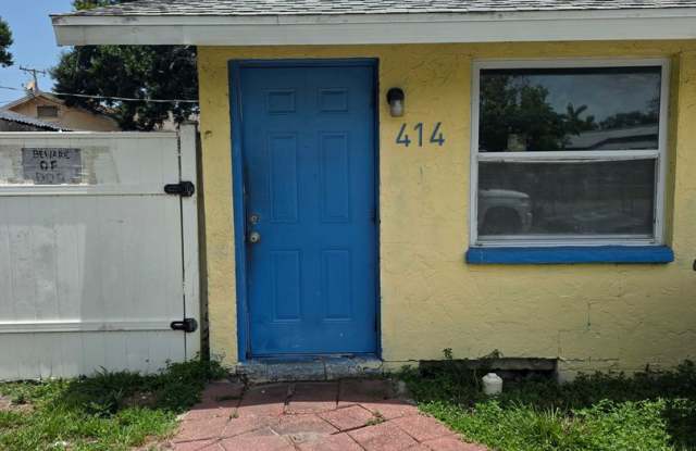 2/1 DUPLEX WEST SIDE photos photos
