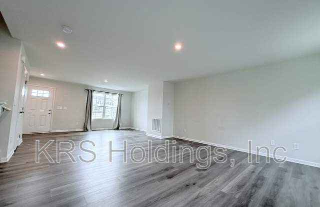 379 Hunting Wood Dr Gallery 4
