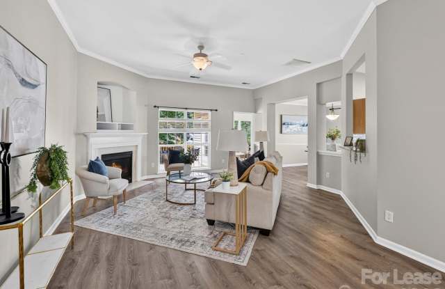 18418 Torrence Chapel Estates Circle Gallery 2