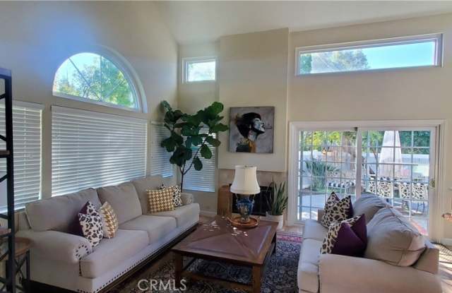 1 Willowood Gallery 2