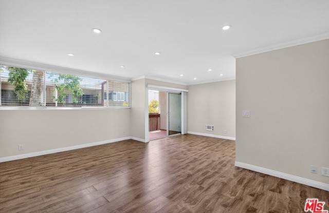 5900 Canterbury Dr photos photos