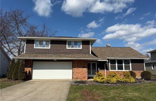 2021 Aldersgate Drive photos photos