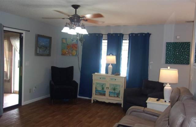 10043 SW 89TH Court Gallery 3