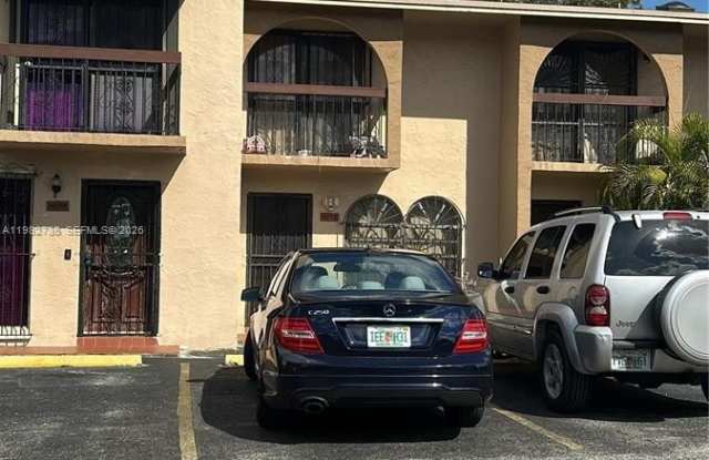 1072 W 79th St photos photos