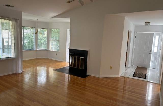 15 Crossfield Court Gallery 2