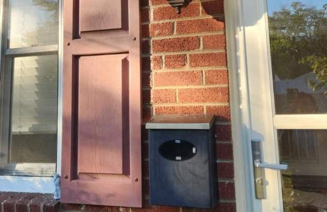 3113 LINDEN AVE - 3113 Linden Avenue, Fredericksburg, VA 22401