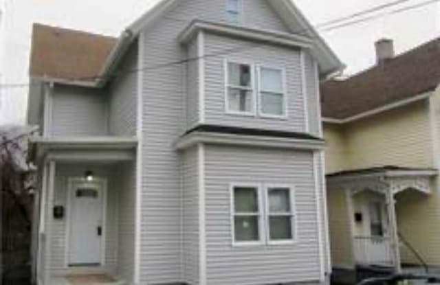6 Armstrong Place - 6 Armstrong Place, Bridgeport, CT 06608