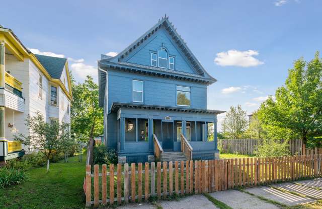 1911 14th Ave S Apt 1 - 1911 14th Avenue South, Minneapolis, MN 55404