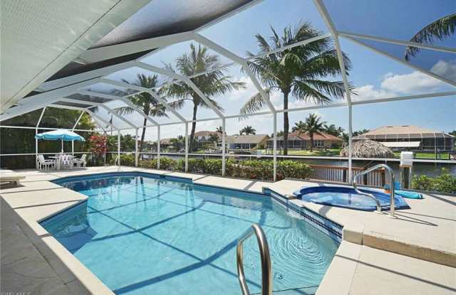 1926 SW 50th TER - 1926 Southwest 50th Terrace, Cape Coral, FL 33914