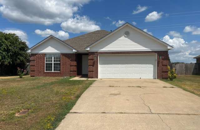 Charming 3 Bed 2 Bath Home photos photos