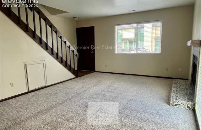2437 Cherokee Park Place Gallery 2